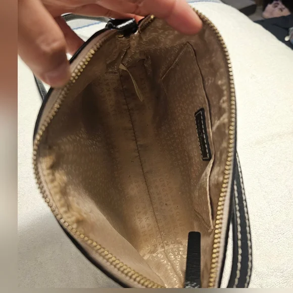 KATE SPADE NEW YORK Crossbody Shoulder  Black and Cream Handbag Purse. - Picture 5 of 11